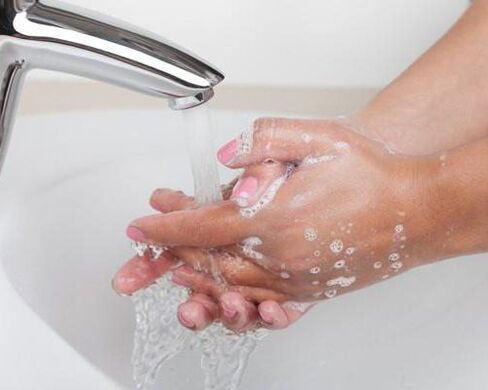 Lavaggio delle mani come prevenzione dei parassiti